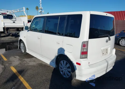 2005 Scion Xb z USA, uszkodzony, nr VIN JTLKT324050206335